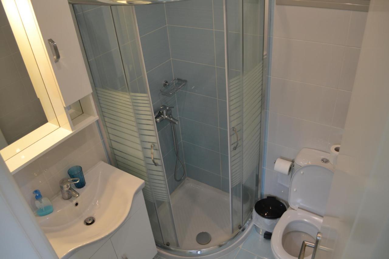 Av Apartment Ayios Nikitas Ngoại thất bức ảnh